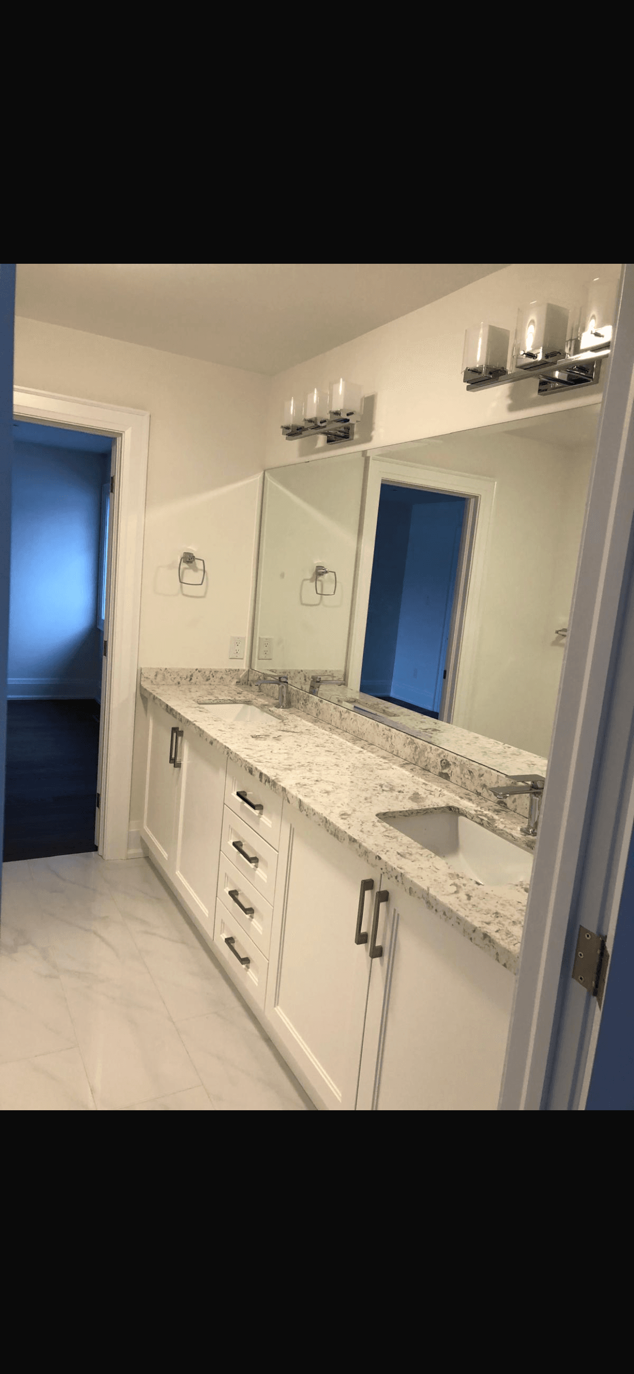 Master Bathroom Suite